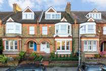 5 bedroom Terraced to rent in Berkhamsted