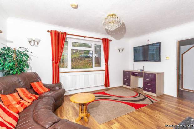 Additional Property Image 3 bedroom Semi Detached to rent in Berkhamsted 3
