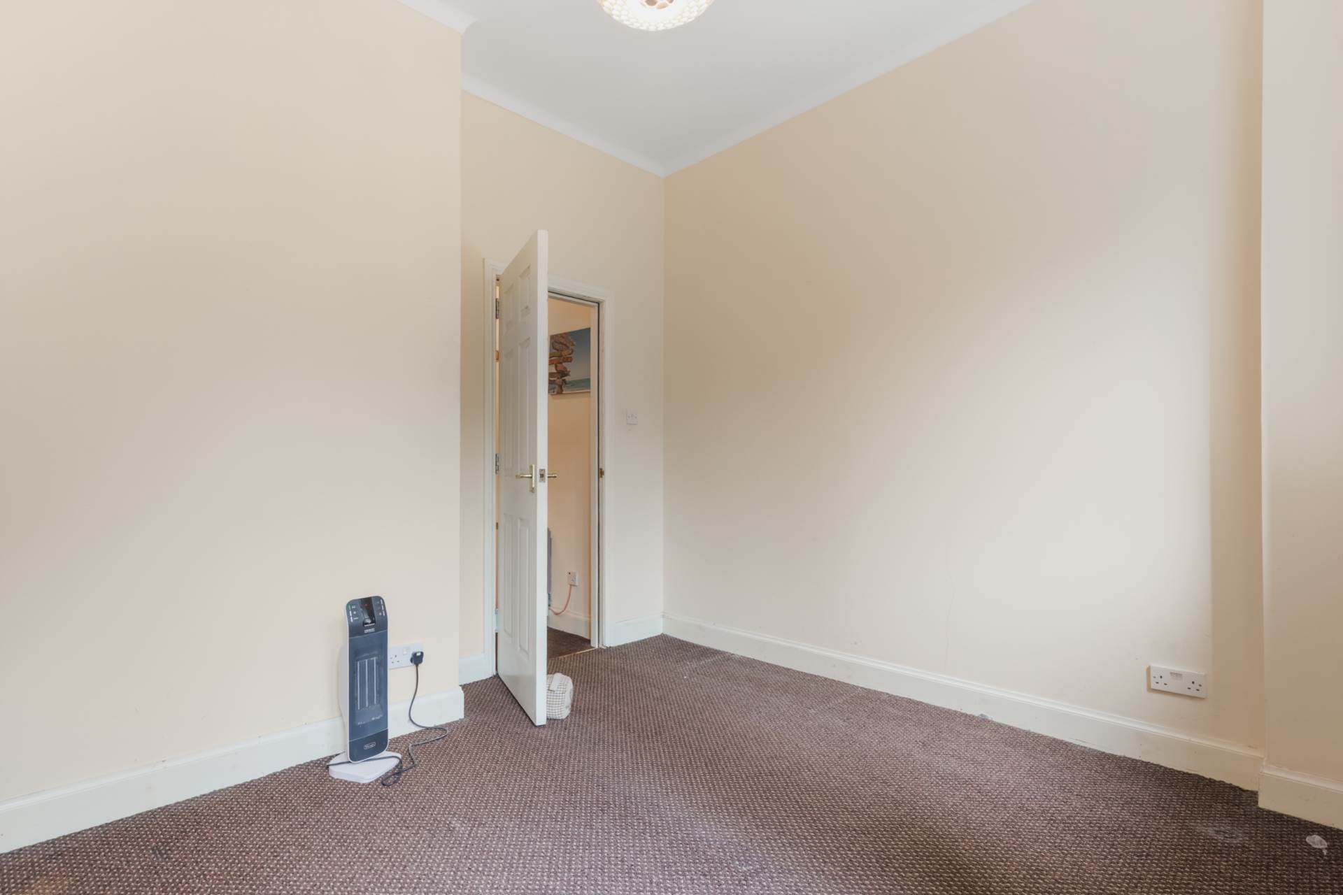 Additional Property Image 1 bedroom Flat for sale in Paisley 6