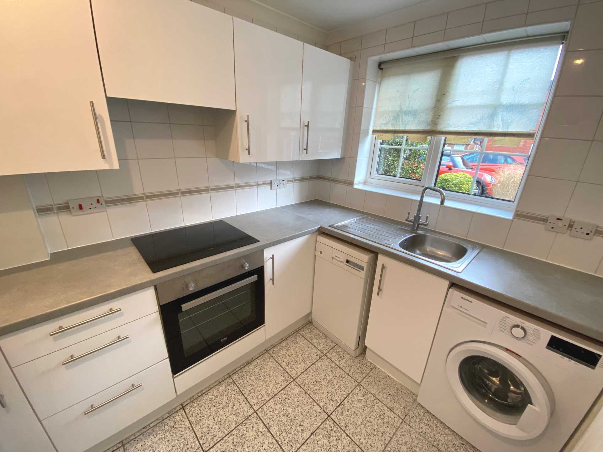 Additional Property Image 2 bedroom End of Terrace to rent in Radlett 5