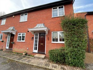 2 bedroom End of Terrace to rent in Radlett