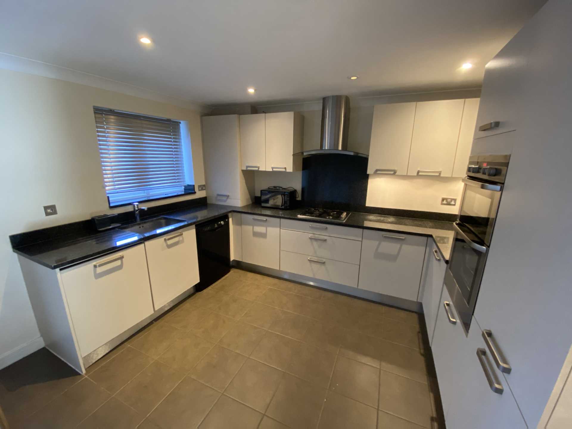 Additional Property Image 4 bedroom Town House to rent in Radlett 2