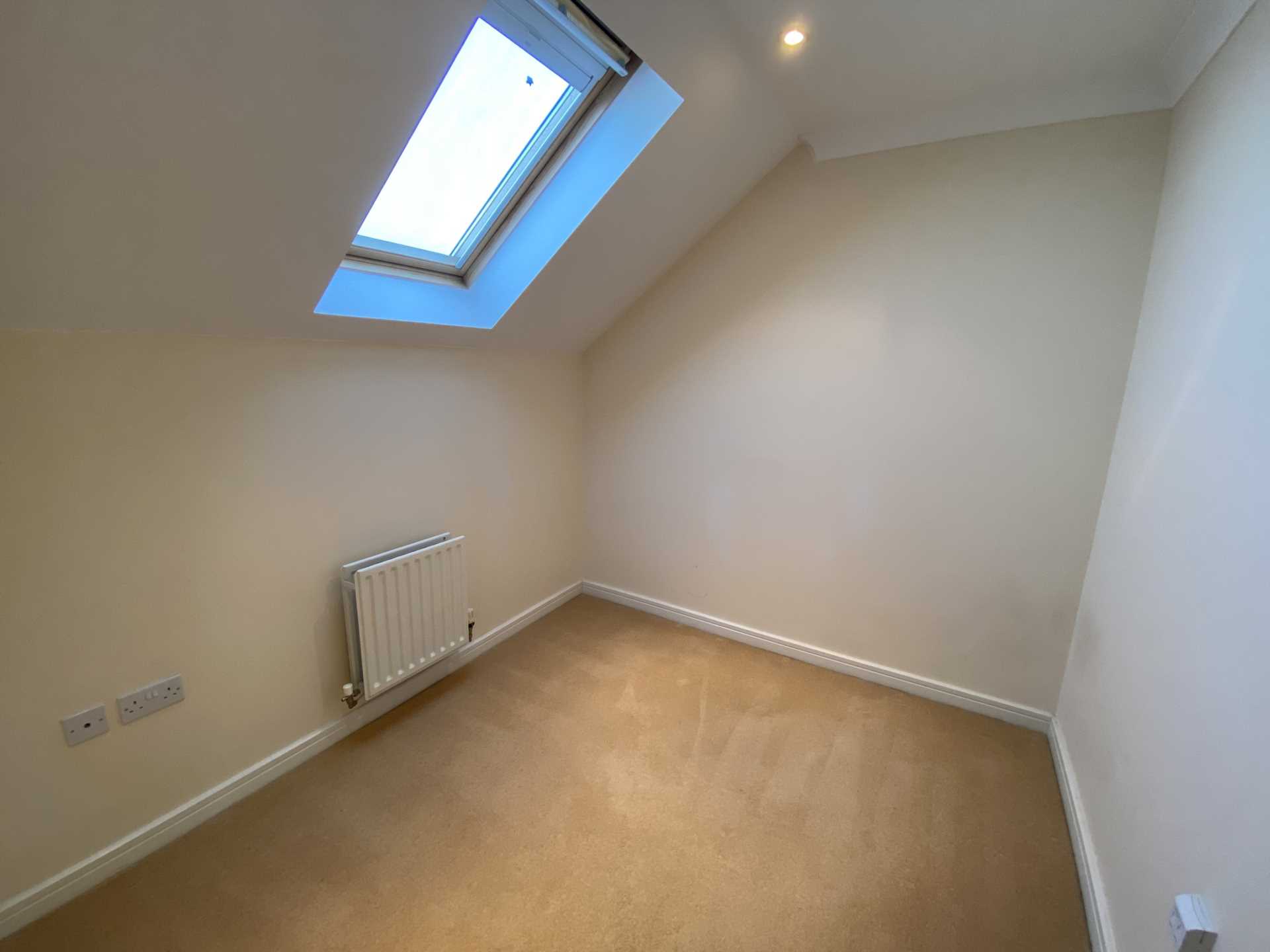 Additional Property Image 4 bedroom Town House to rent in Radlett 19