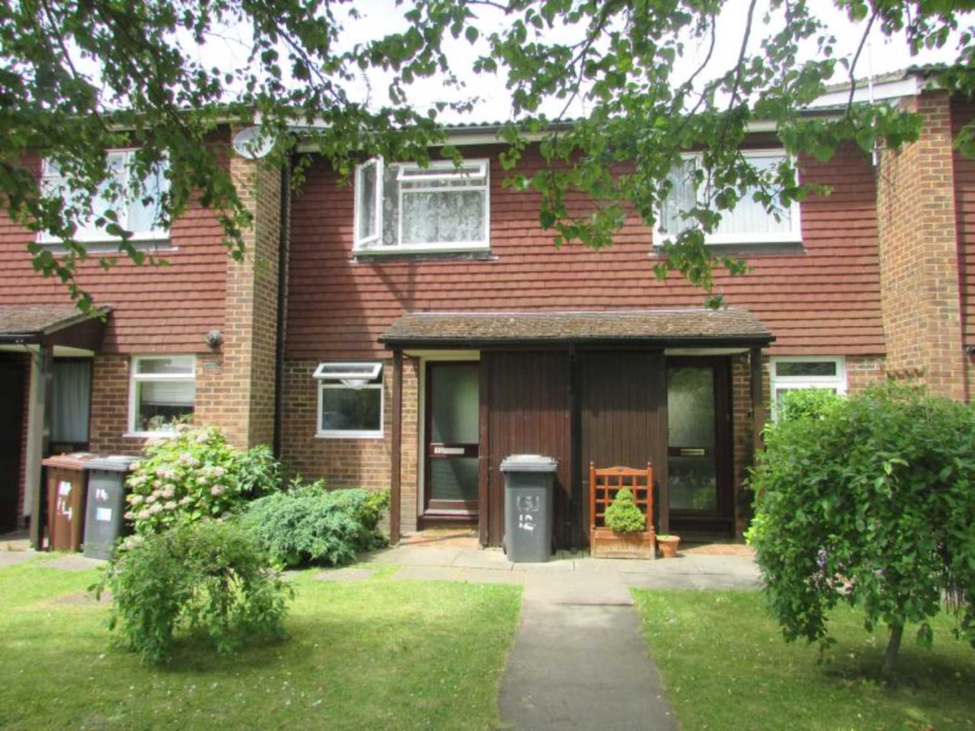 2 bedroom Terraced to rent in Radlett