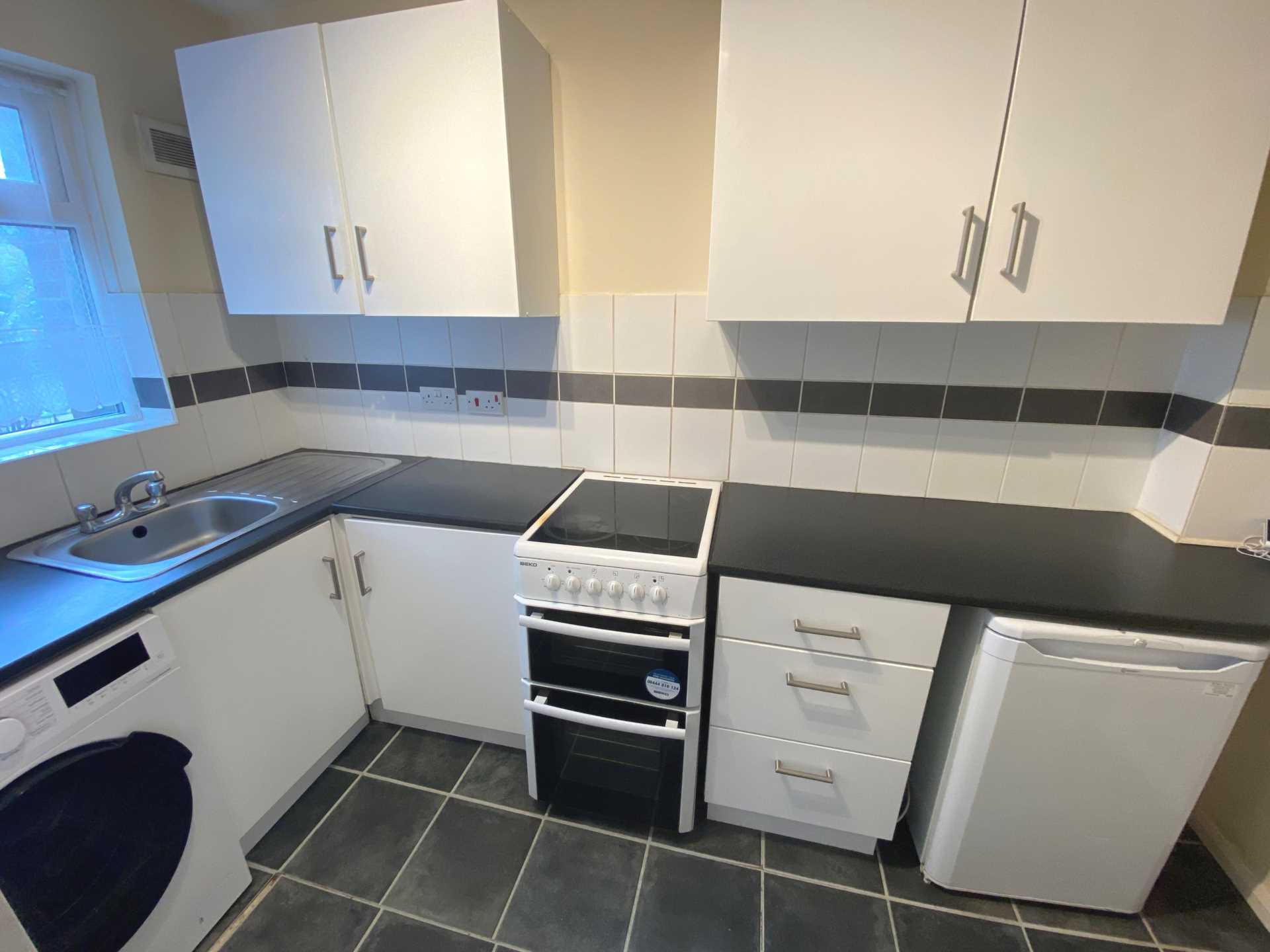 Additional Property Image 2 bedroom Terraced to rent in Radlett 4