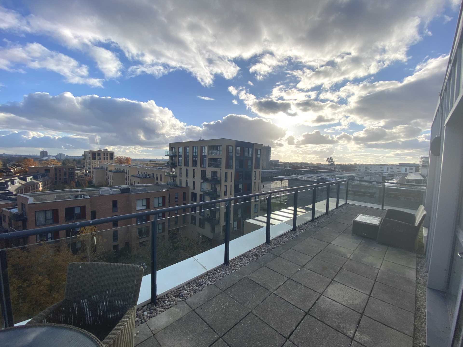 Additional Property Image 1 bedroom Penthouse to rent in Edgware 4