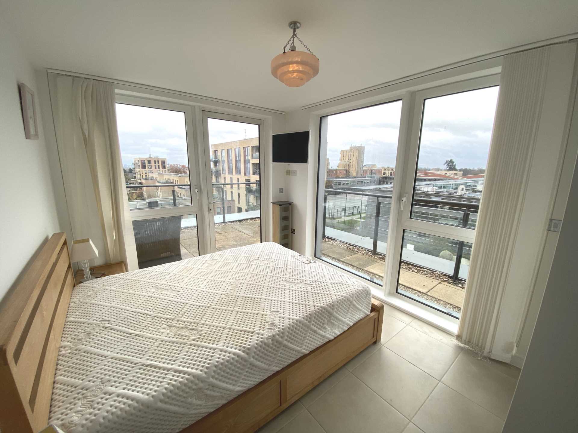 Additional Property Image 1 bedroom Penthouse to rent in Edgware 8