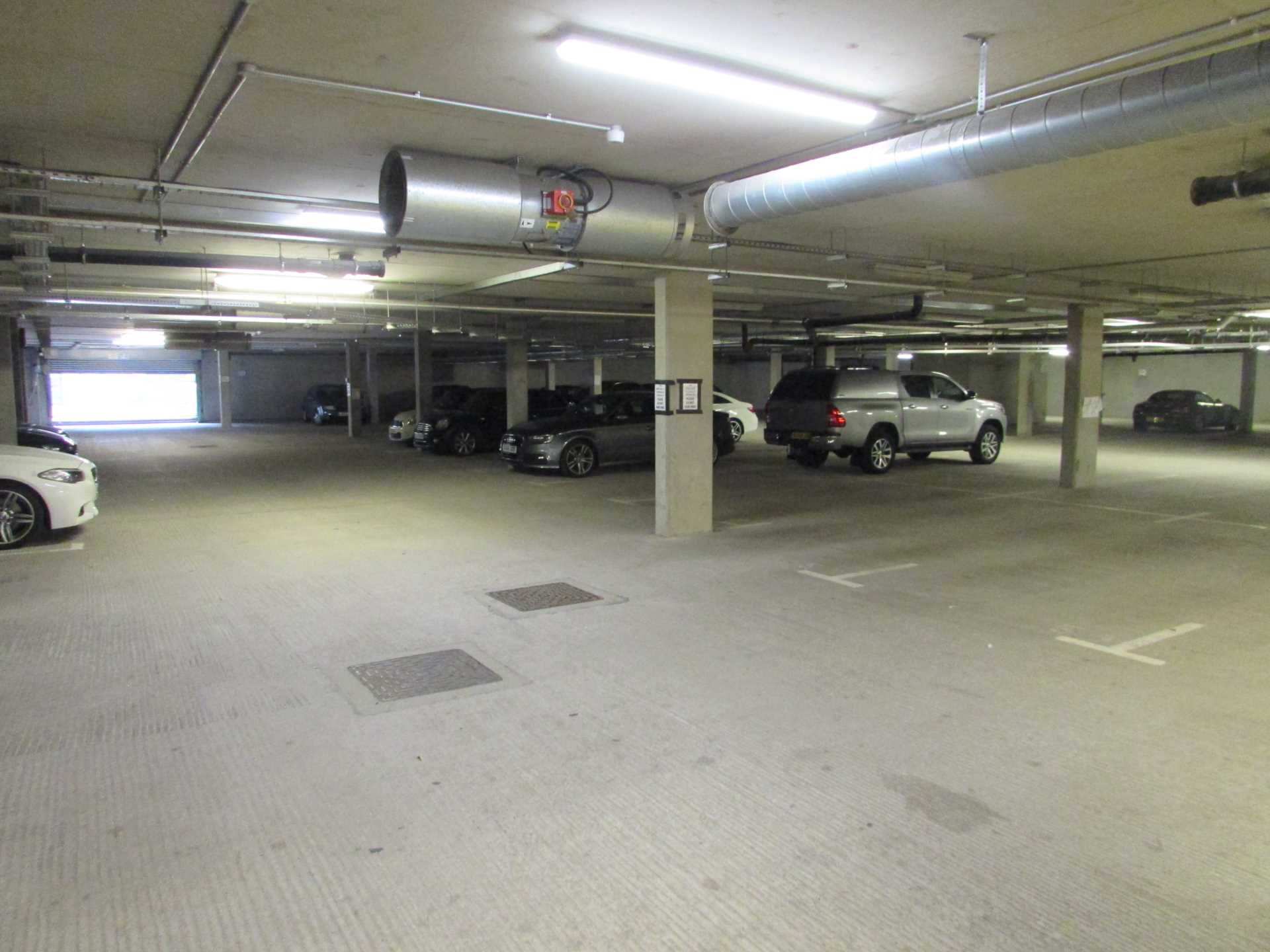 Additional Property Image 1 bedroom Penthouse to rent in Edgware 11
