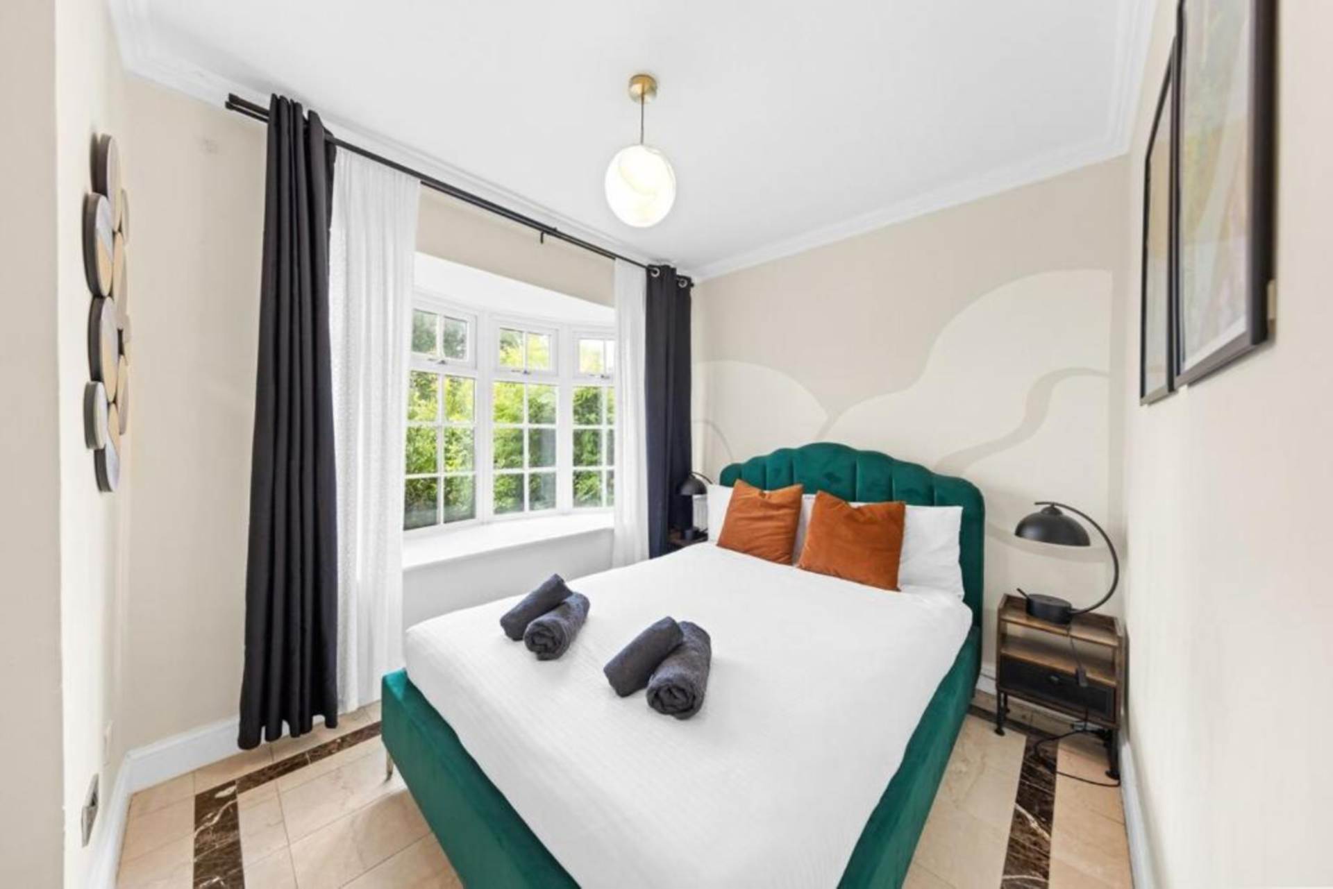 Additional Property Image 5 bedroom Detached to rent in Borehamwood 14