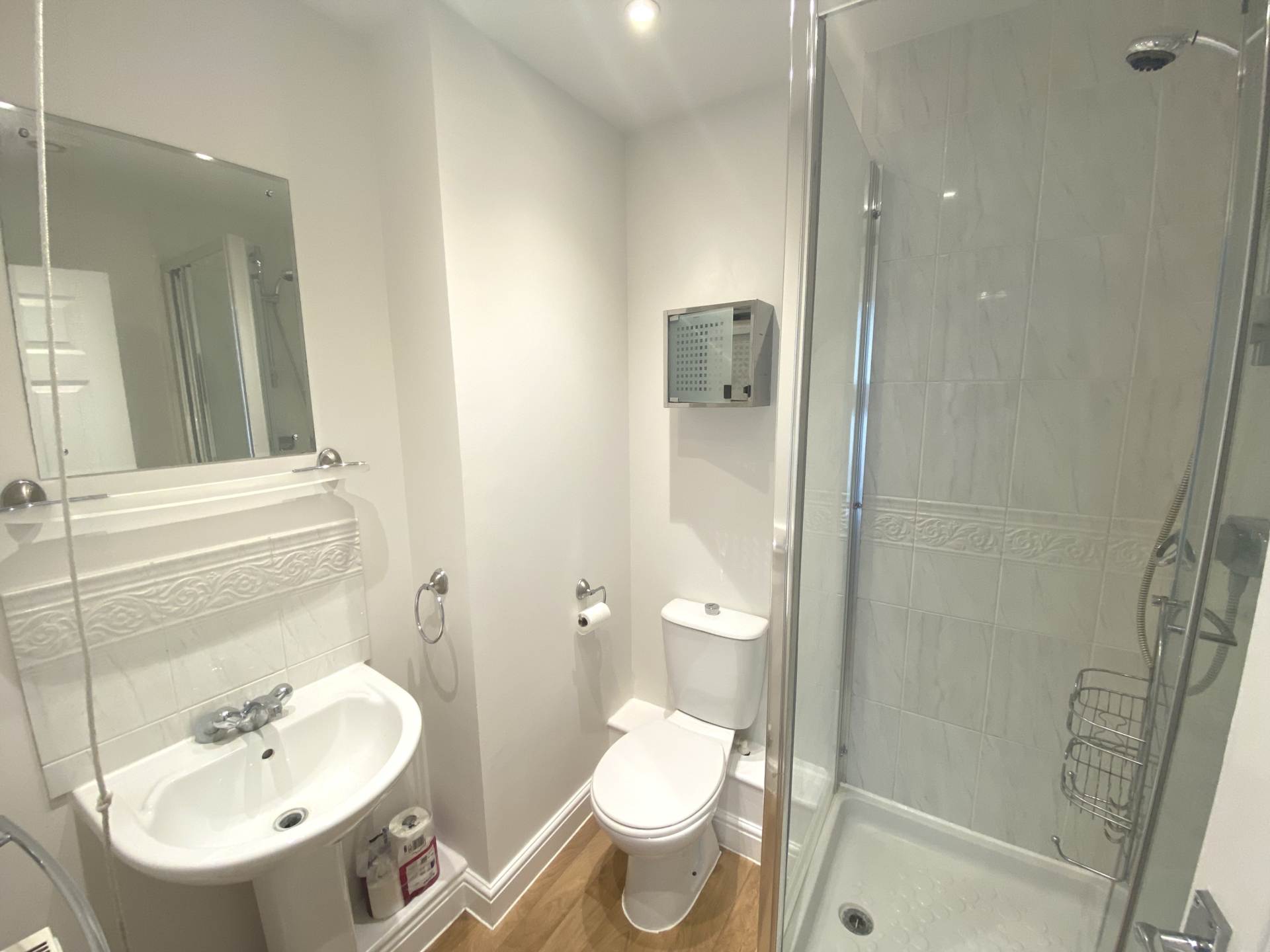 Additional Property Image 2 bedroom Flat to rent in Borehamwood 9