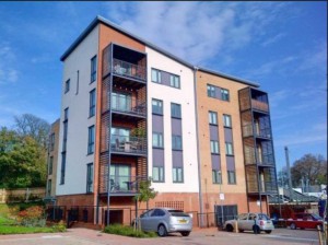 2 bedroom Flat to rent in Borehamwood