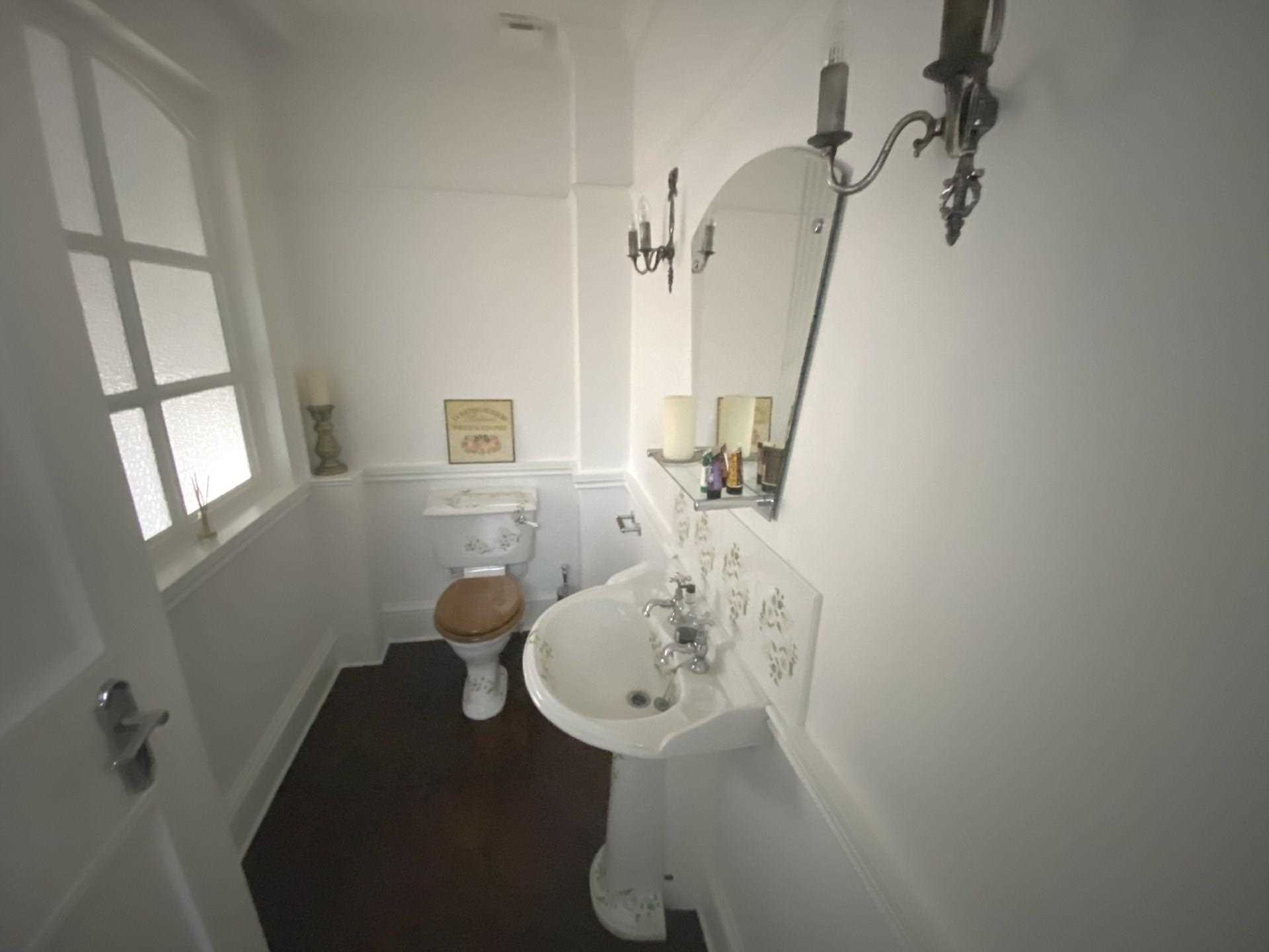 Additional Property Image 3 bedroom Flat to rent in Stanmore 14