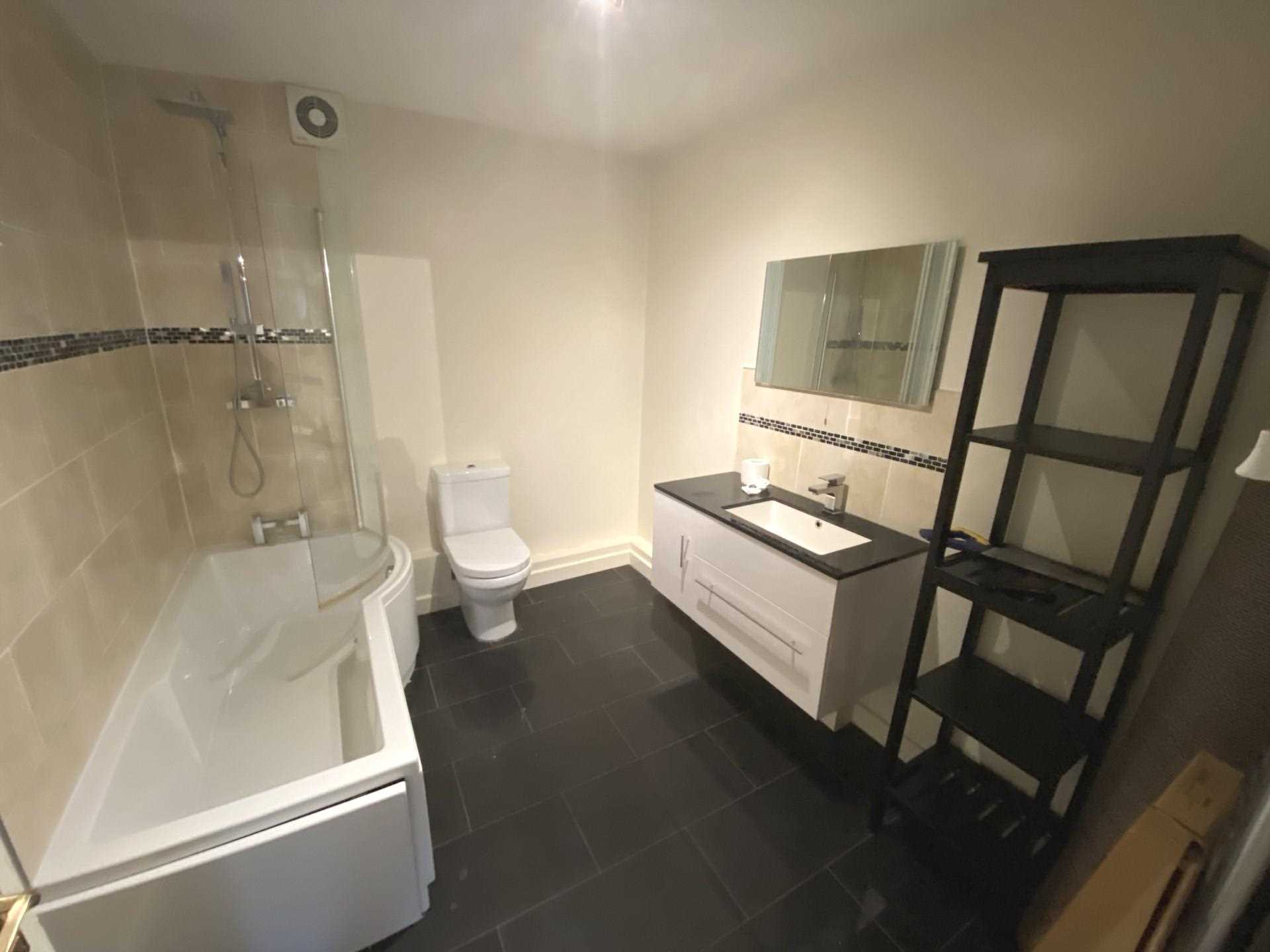 Additional Property Image 2 bedroom Flat to rent in Edgware 9