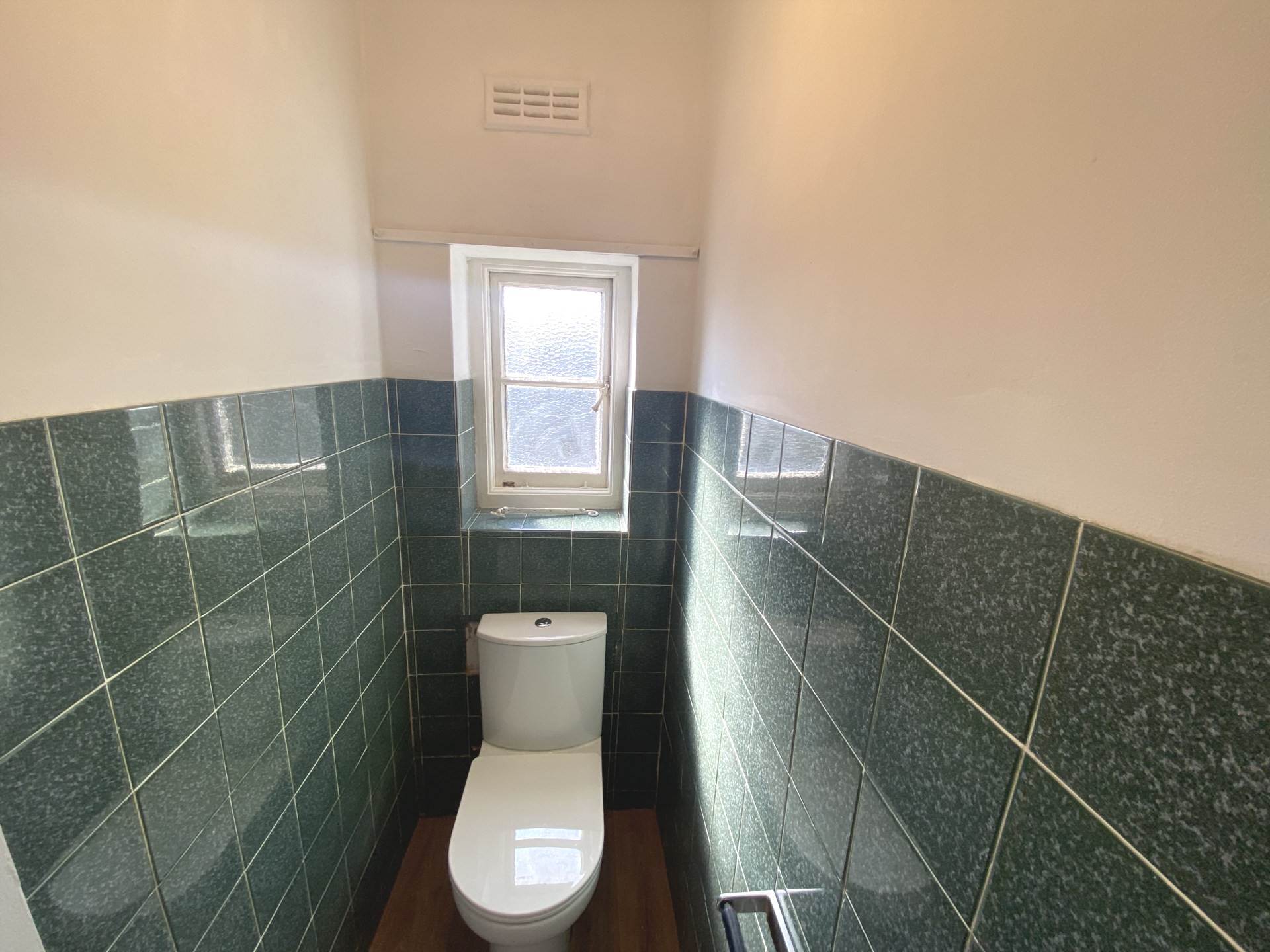 Additional Property Image 4 bedroom Detached to rent in Bushey 12