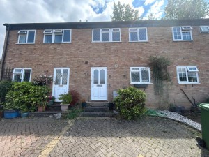 3 bedroom Terraced to rent in Borehamwood