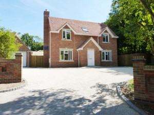 4 bedroom House to rent in Welwyn