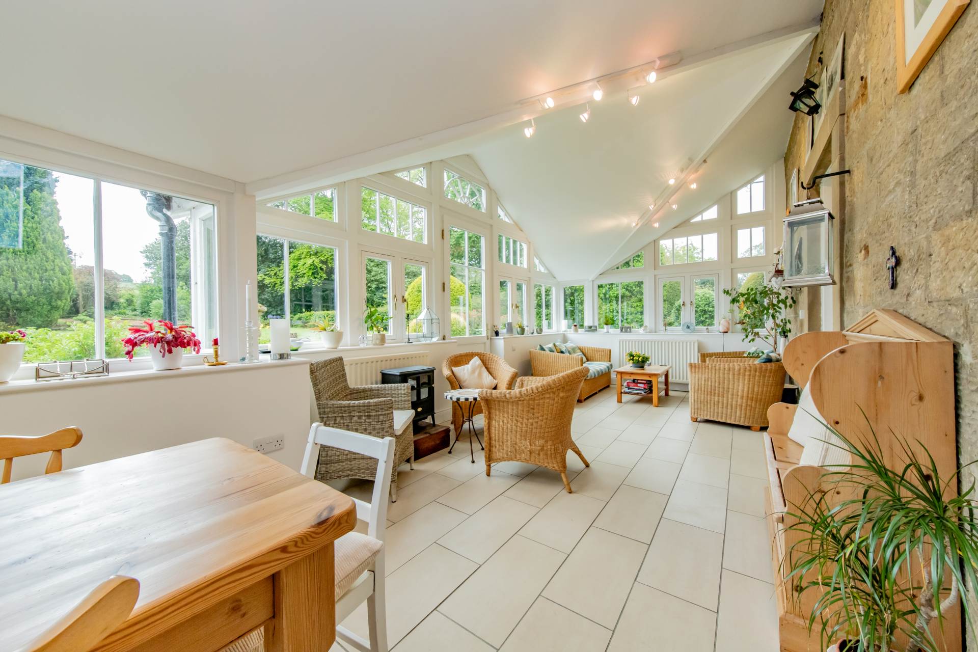 Additional Property Image 8 bedroom Detached for sale in Newcastle Upon Tyne 17