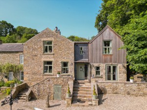 3 bedroom End of Terrace for sale in Hexham