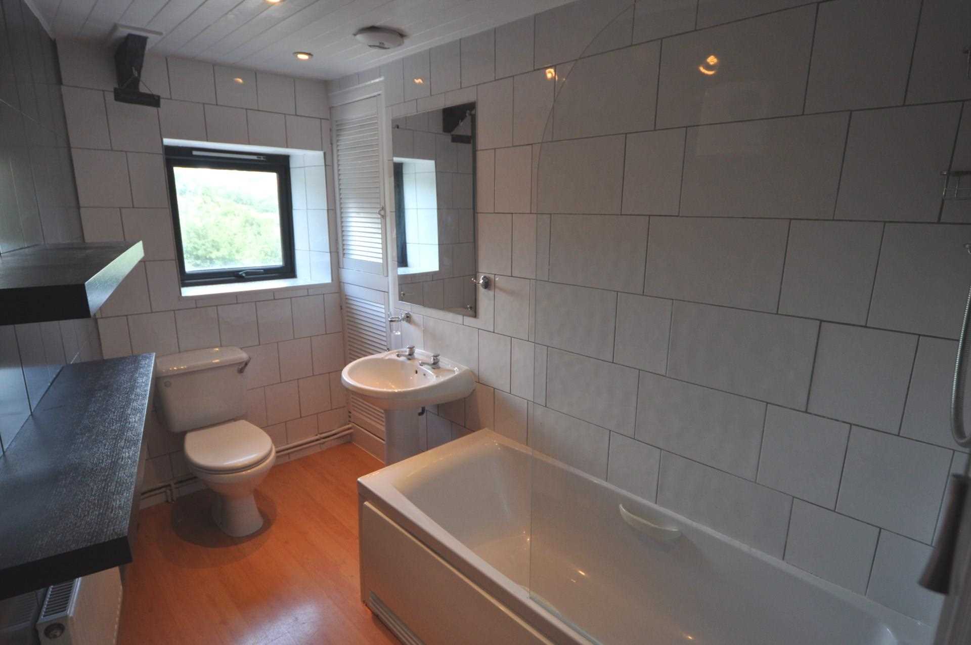 Additional Property Image 2 bedroom House to rent in South Brent 9