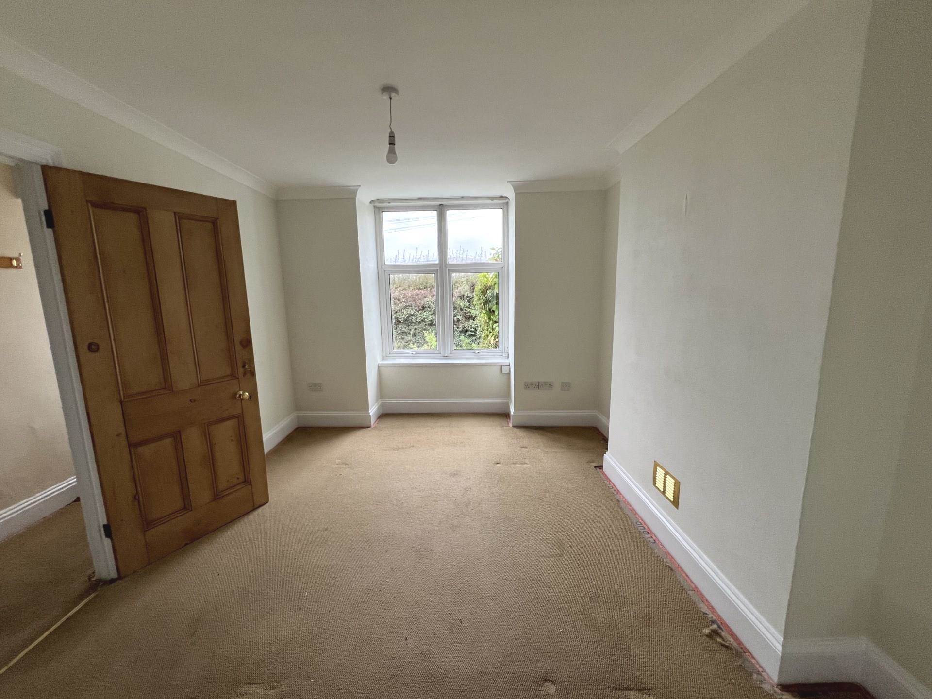 Additional Property Image 2 bedroom Terraced to rent in South Brent 2
