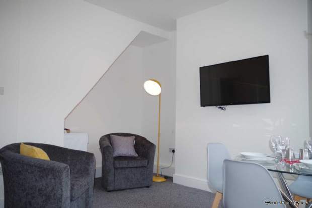 Additional Property Image 4 bedroom Terraced to rent in Bolton 8