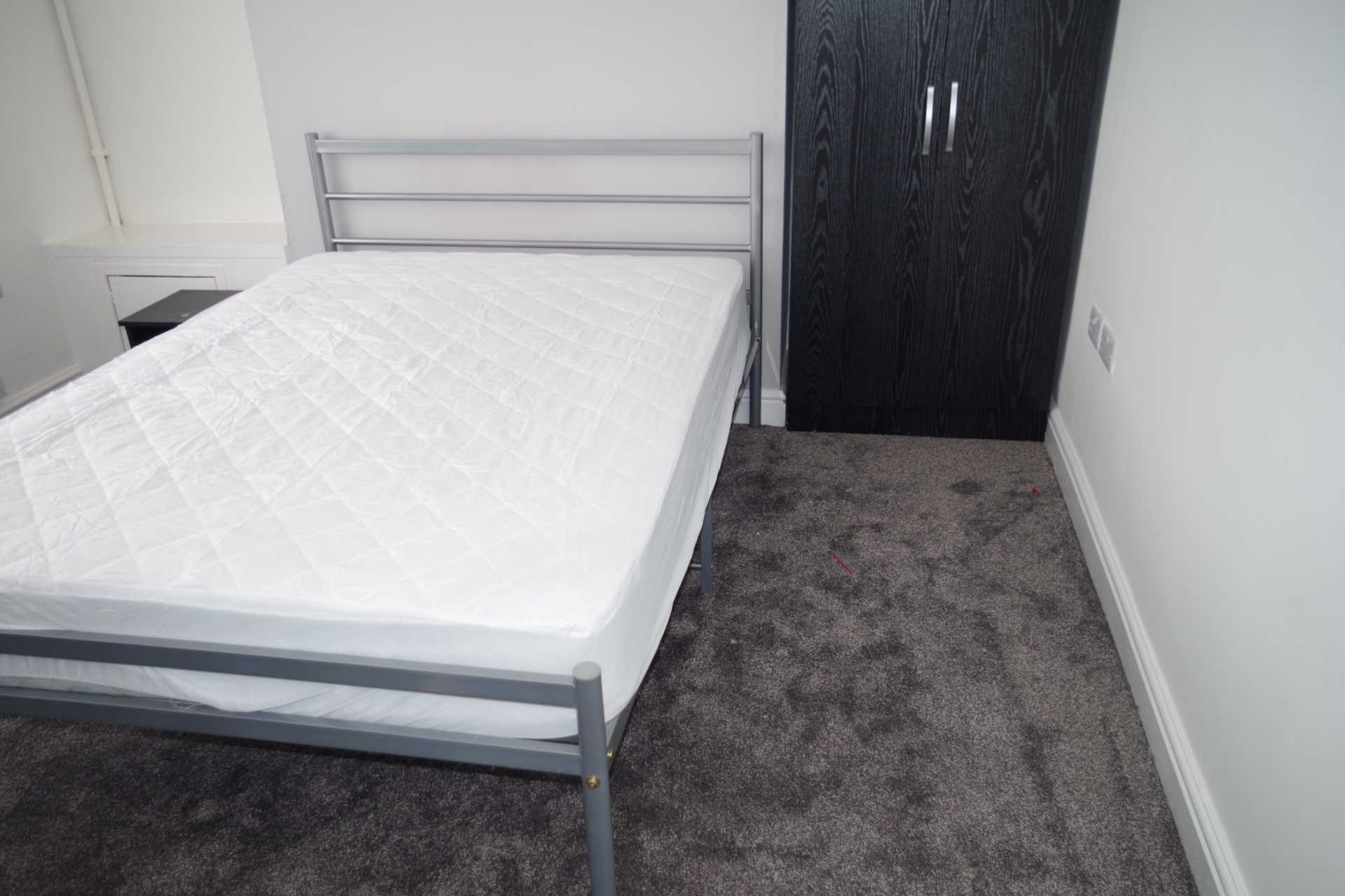 Additional Property Image 3 bedroom Terraced to rent in Salford 4