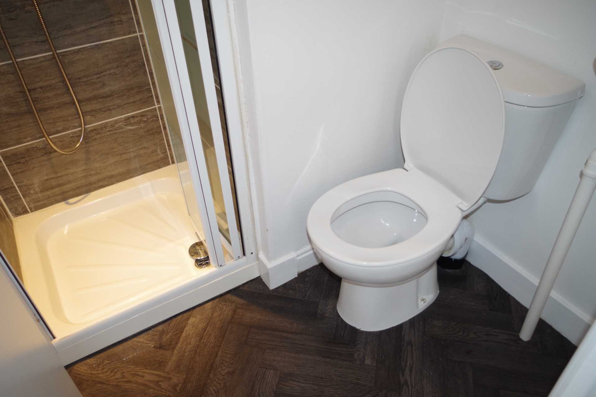 Additional Property Image 3 bedroom Terraced to rent in Salford 5