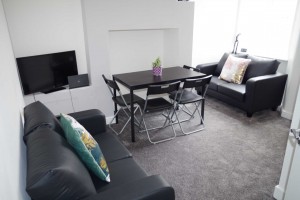 3 bedroom Terraced to rent in Salford