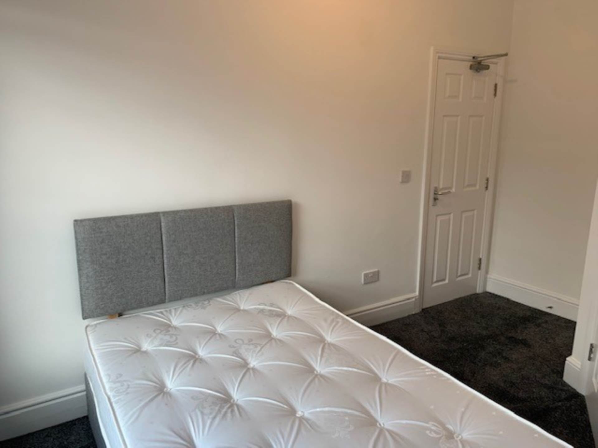 Additional Property Image 6 bedroom Terraced to rent in Bolton 3