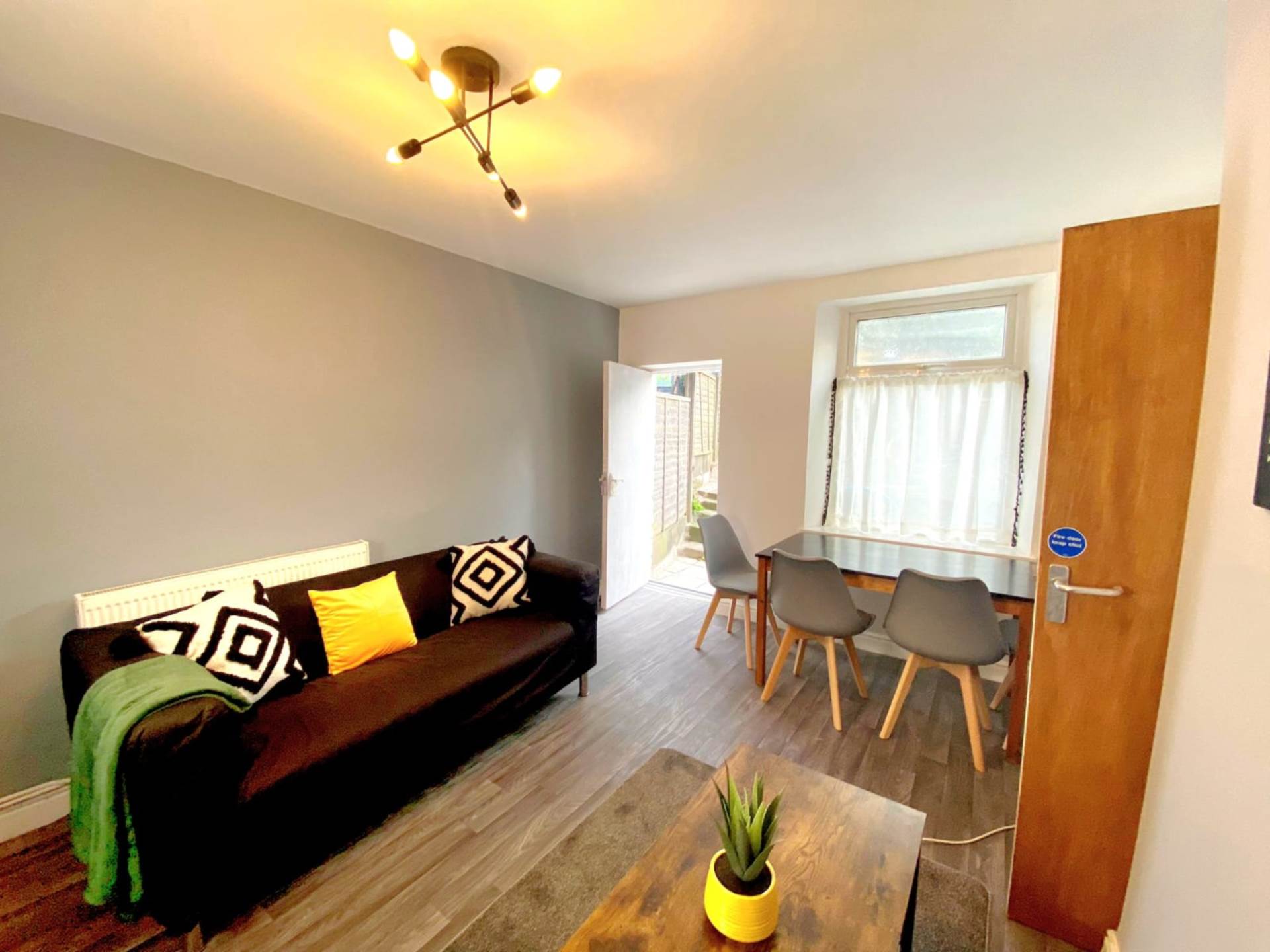 Additional Property Image 4 bedroom Terraced to rent in Bolton 17