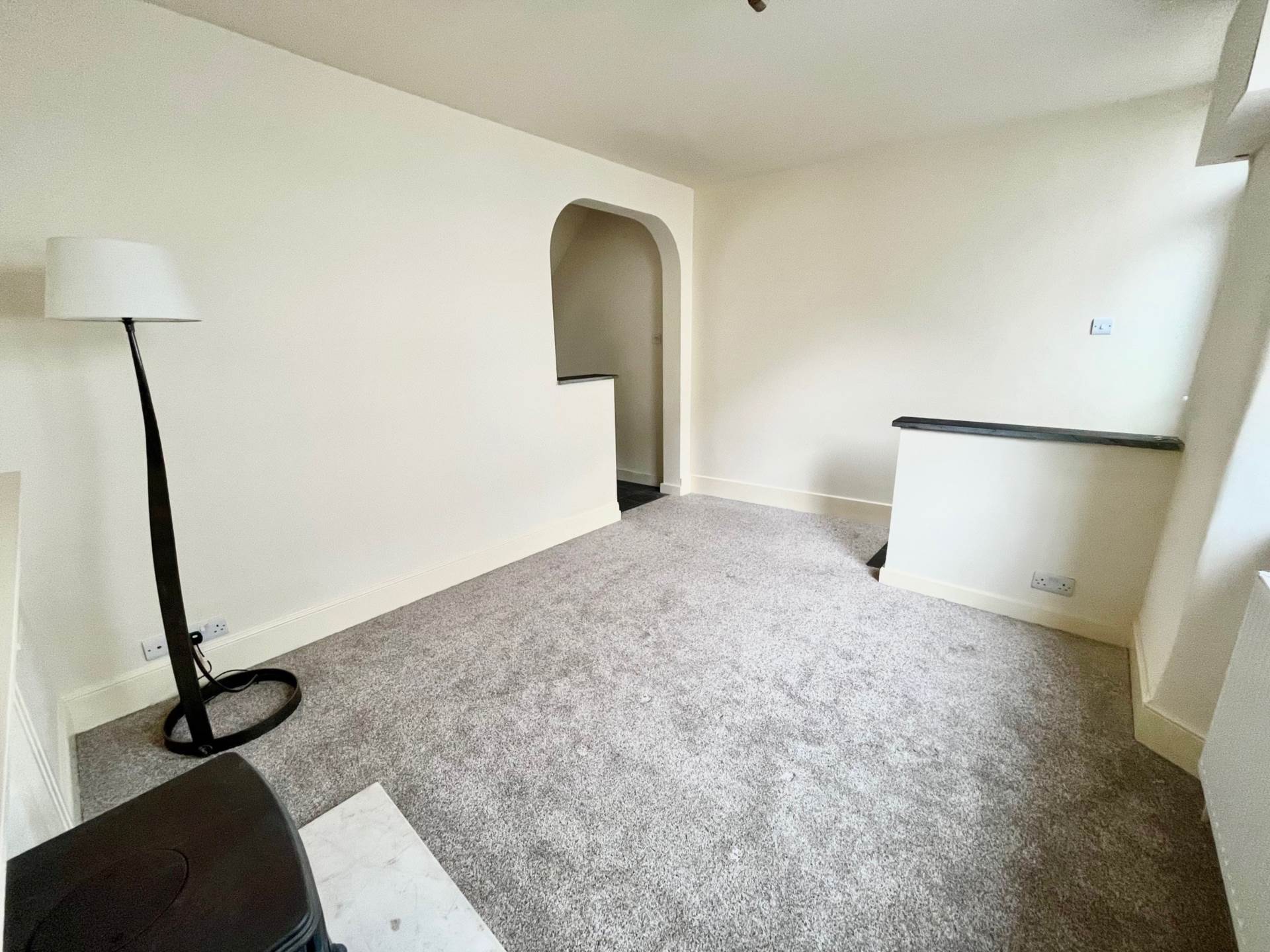 Additional Property Image 3 bedroom Terraced for sale in Buckfastleigh 4