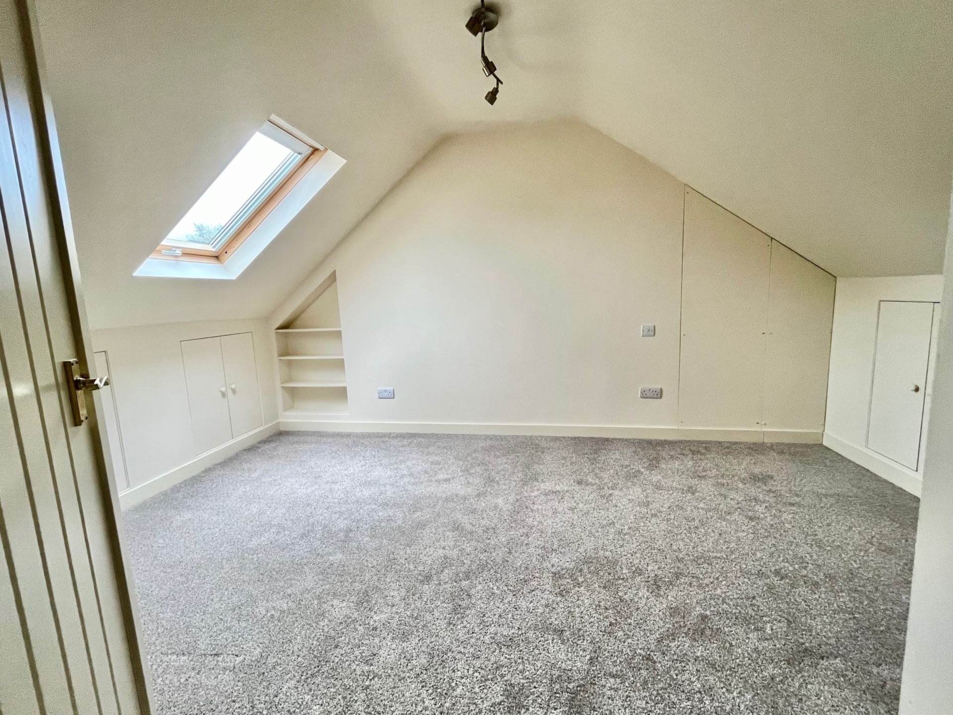 Additional Property Image 3 bedroom Terraced for sale in Buckfastleigh 7