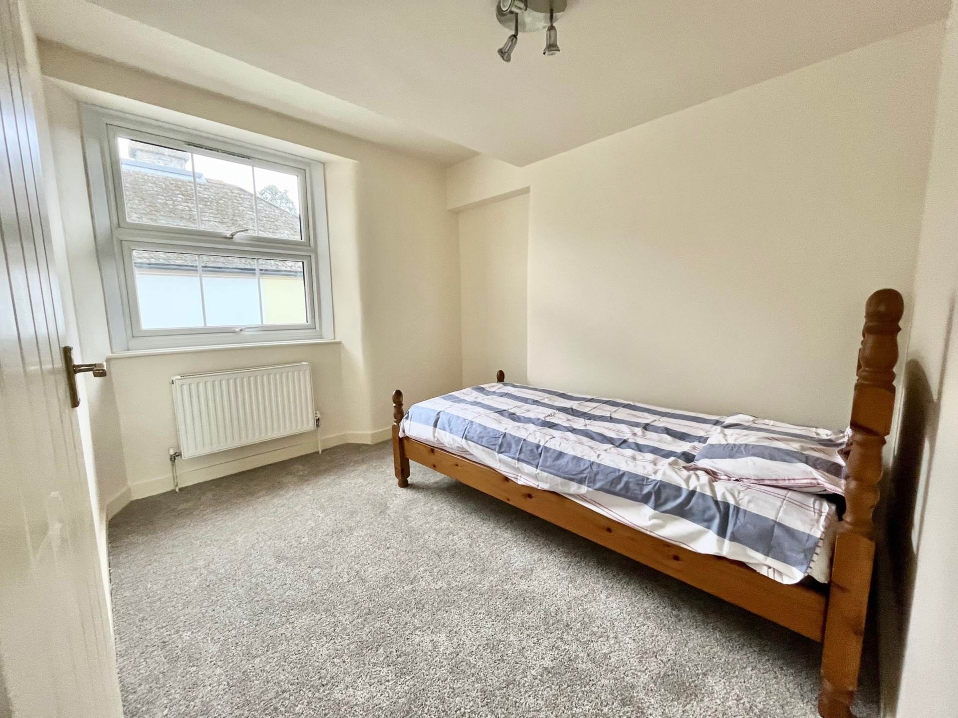 Additional Property Image 3 bedroom Terraced for sale in Buckfastleigh 11
