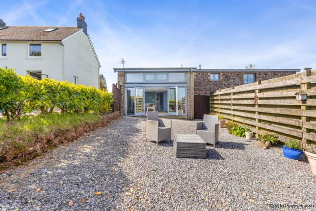 Additional Property Image 7 bedroom Detached for sale in Dartmouth 8
