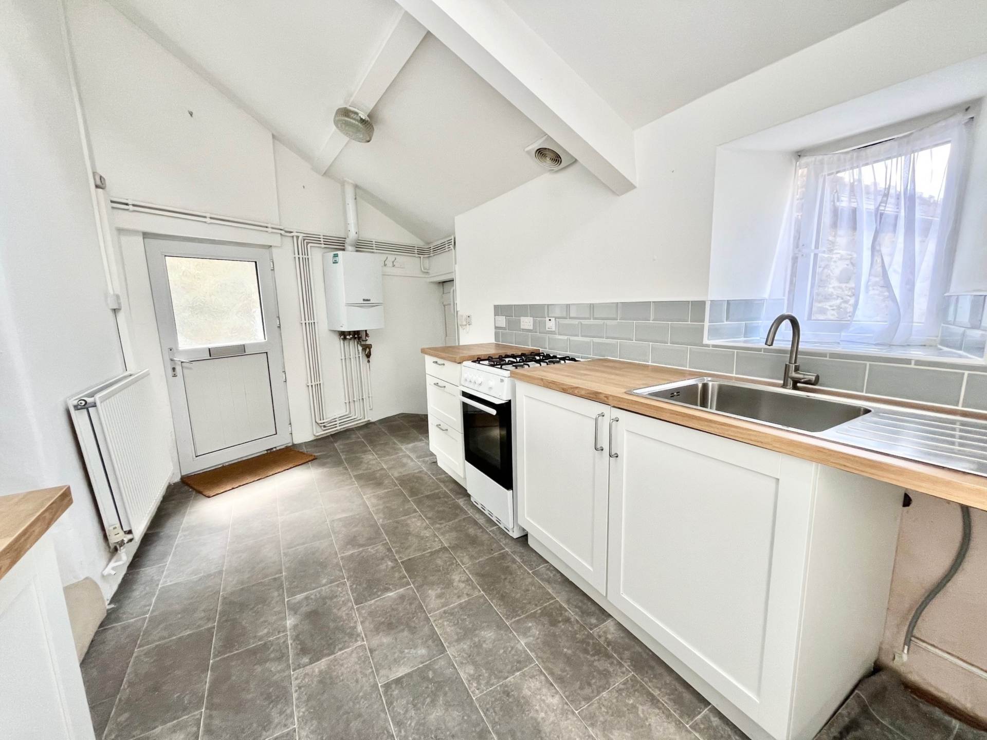 Additional Property Image 2 bedroom End of Terrace for sale in Newton Abbot 2
