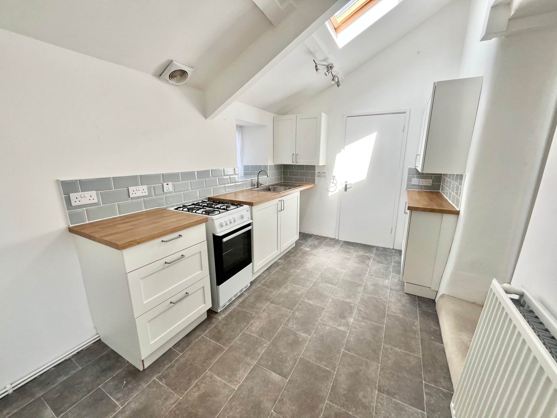 Additional Property Image 2 bedroom End of Terrace for sale in Newton Abbot 4