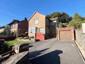 3 bedroom Detached for sale in Buckfastleigh