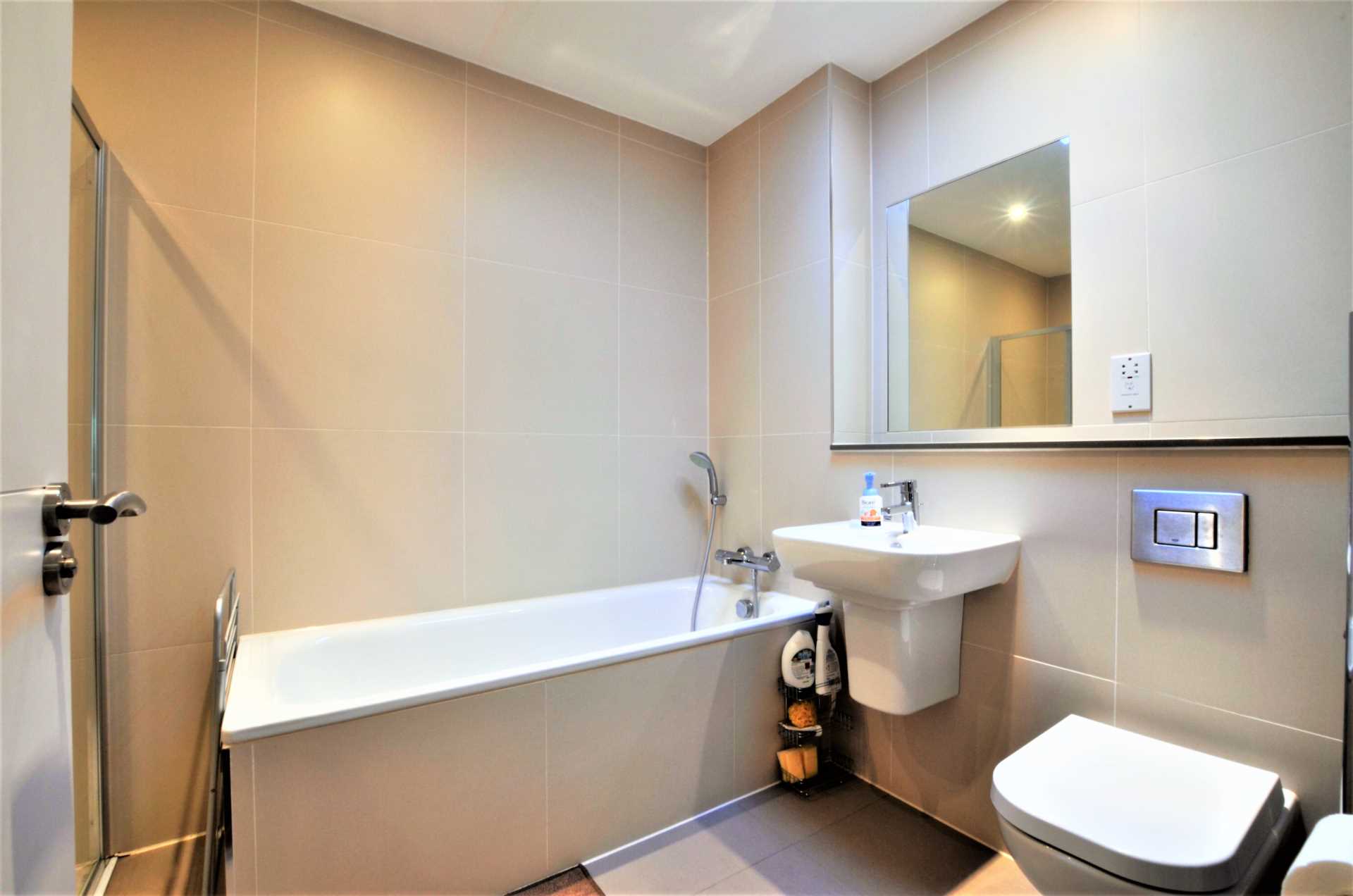 Additional Property Image 1 bedroom Flat to rent in London 10
