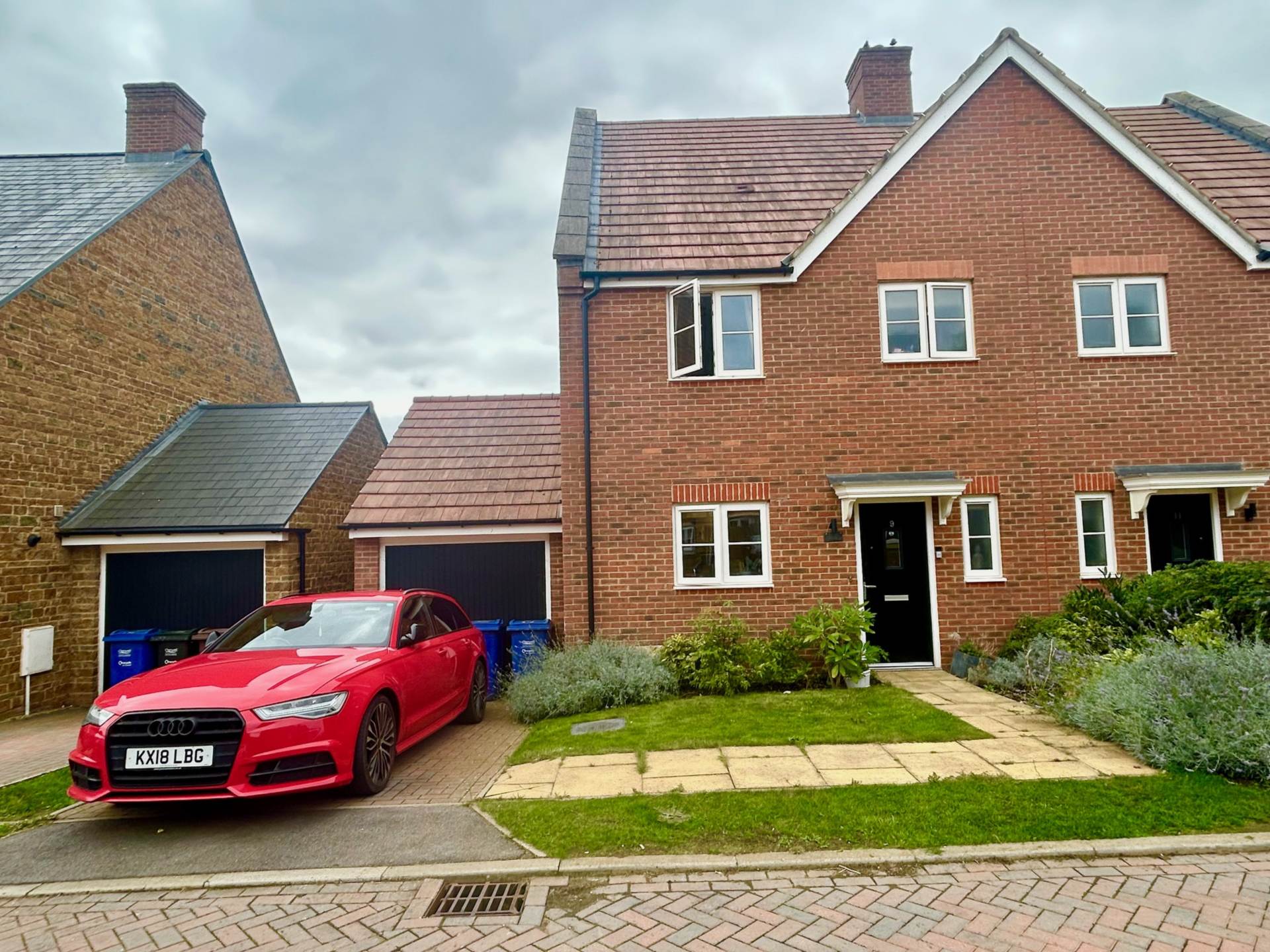 3 bedroom Semi Detached to rent in Banbury