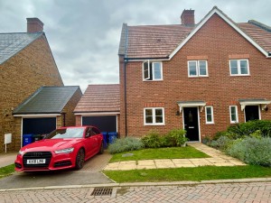 3 bedroom Semi Detached to rent in Banbury