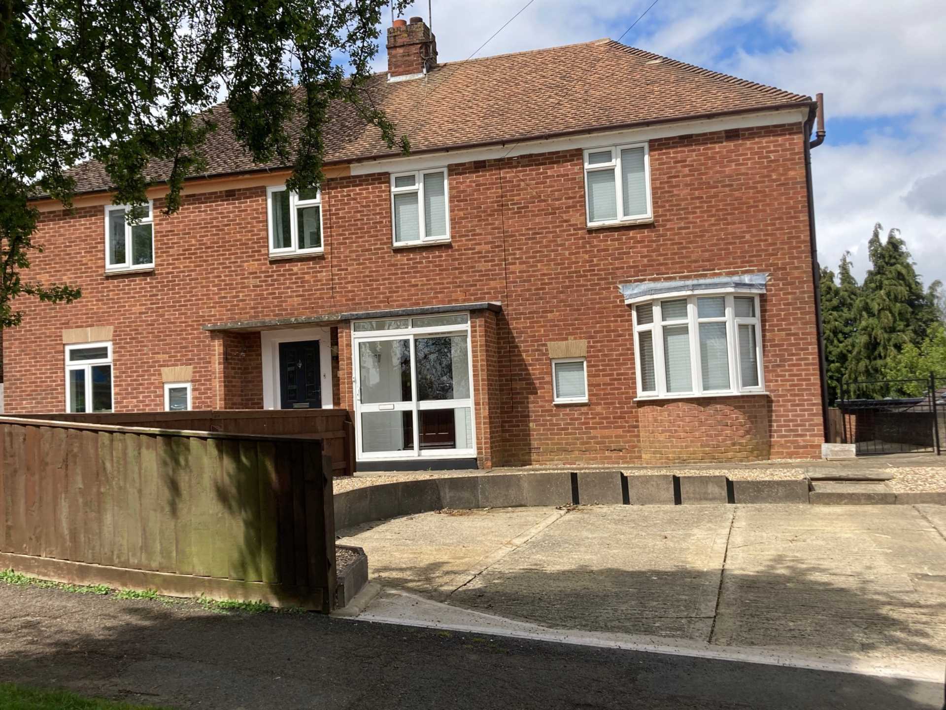Additional Property Image 3 bedroom Semi Detached to rent in Banbury 2