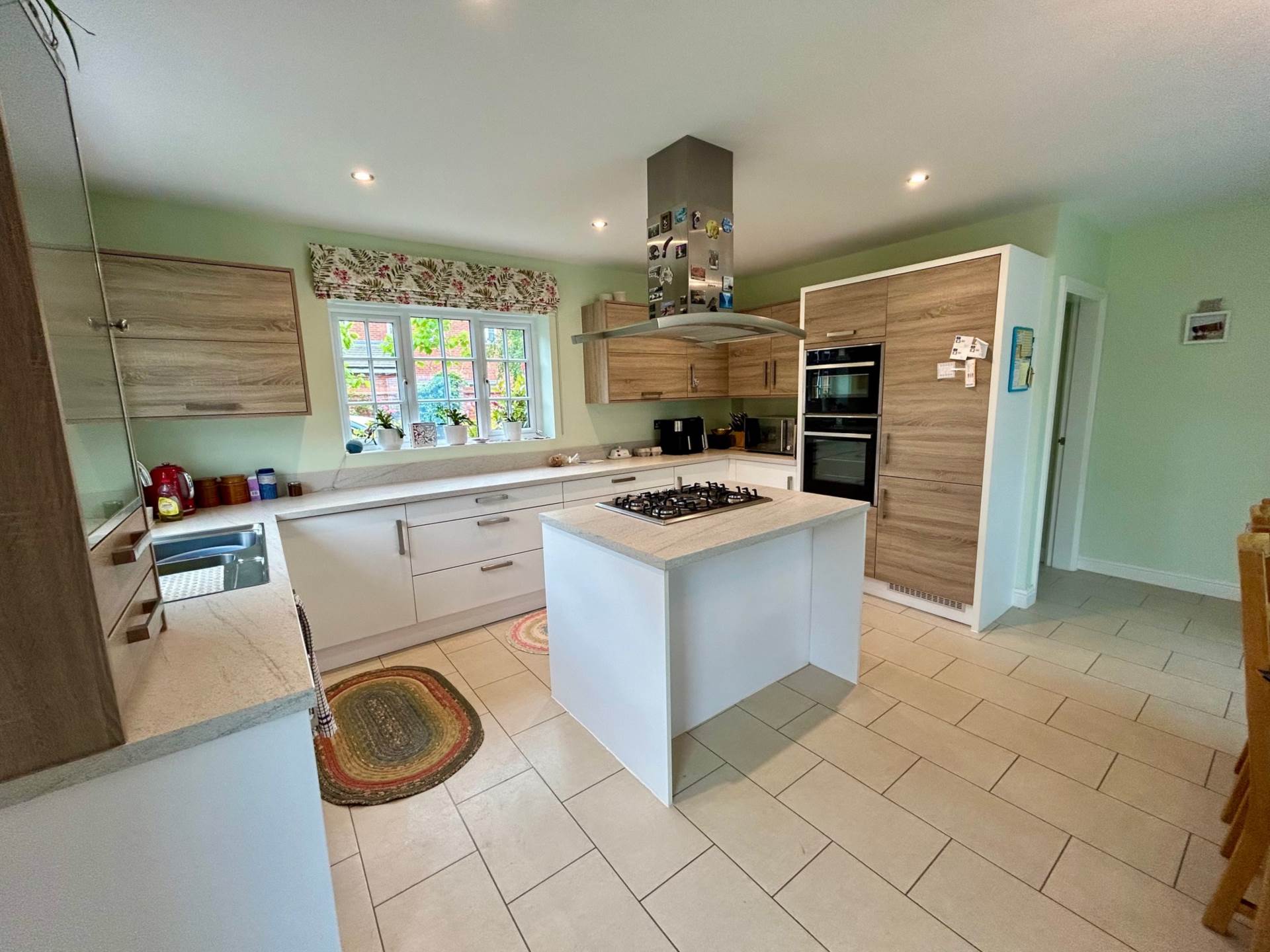 Additional Property Image 4 bedroom Detached to rent in Banbury 2