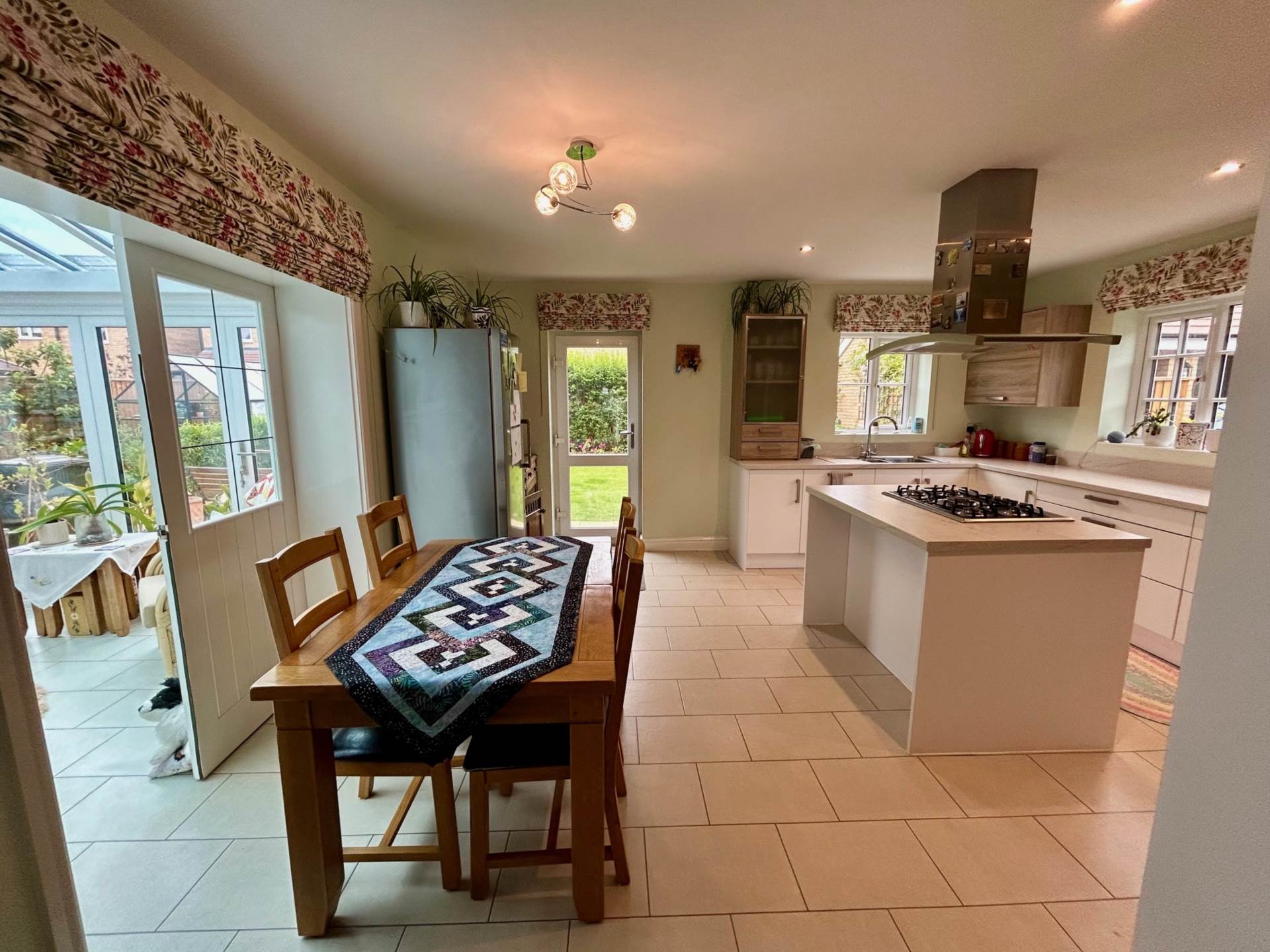 Additional Property Image 4 bedroom Detached to rent in Banbury 3