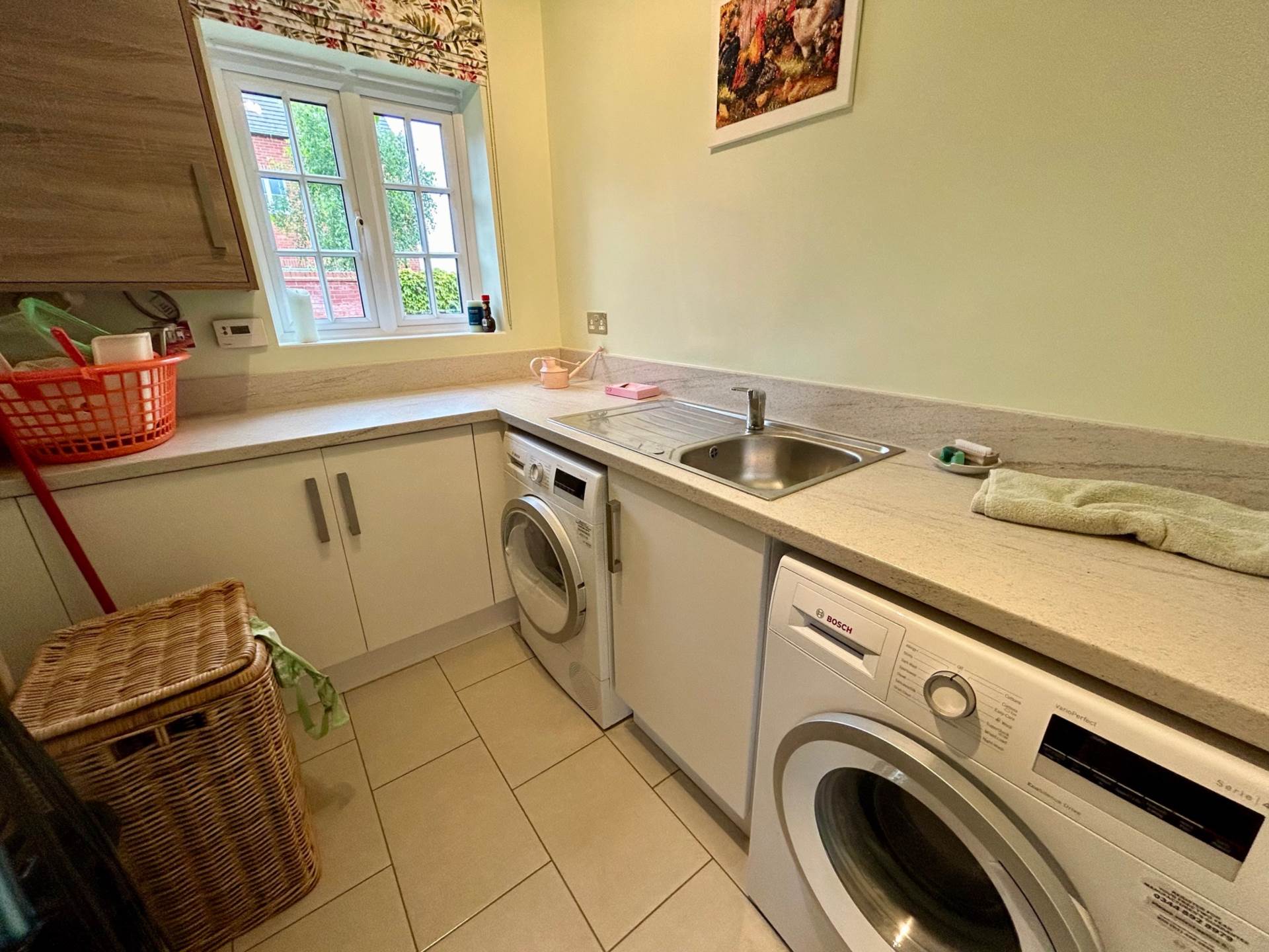 Additional Property Image 4 bedroom Detached to rent in Banbury 6