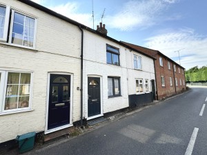 2 bedroom Terraced to rent in Buckingham