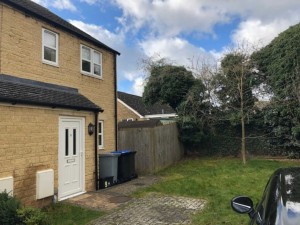2 bedroom End of Terrace to rent in Carterton