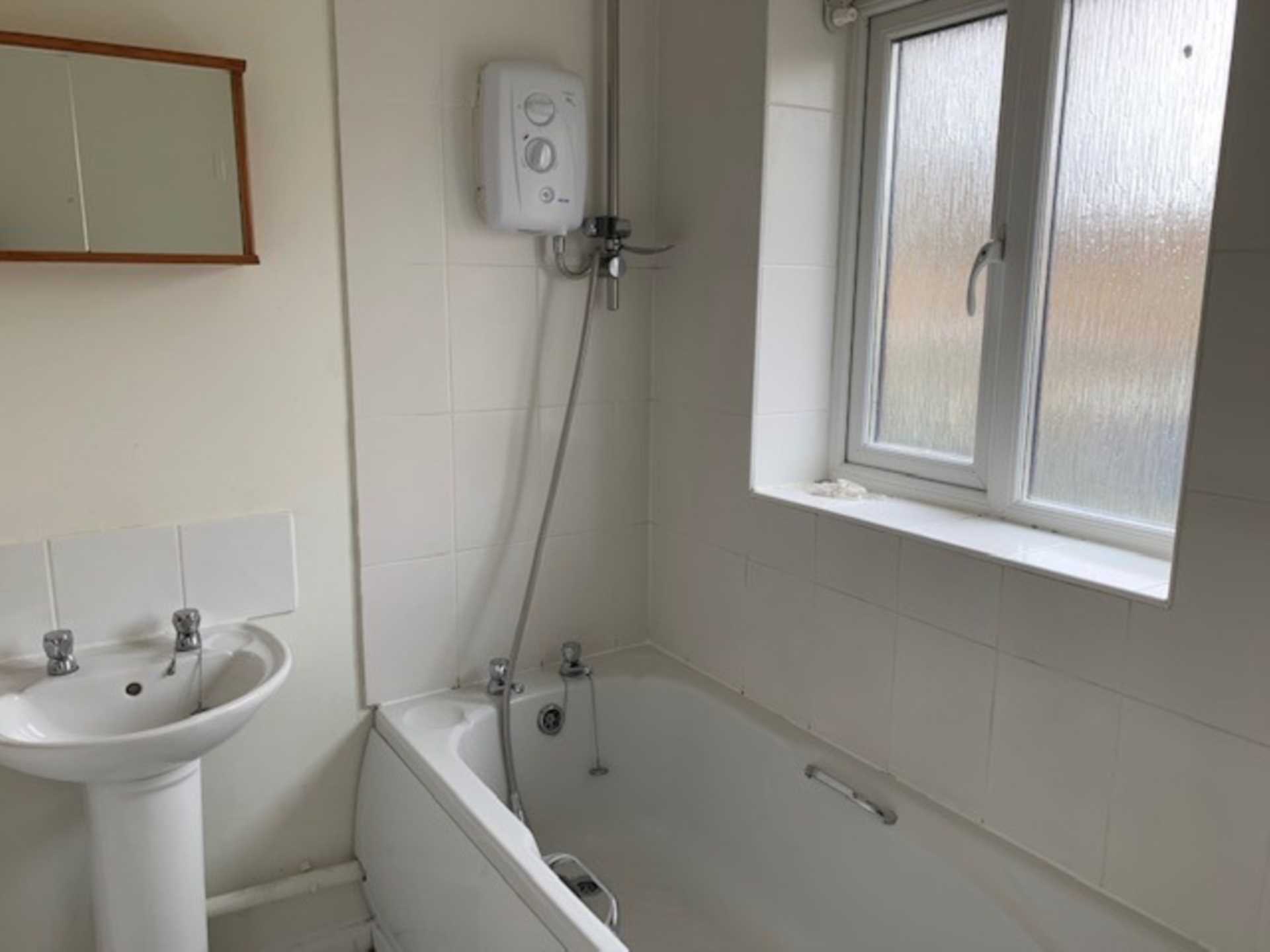 Additional Property Image 1 bedroom End of Terrace to rent in Witney 4