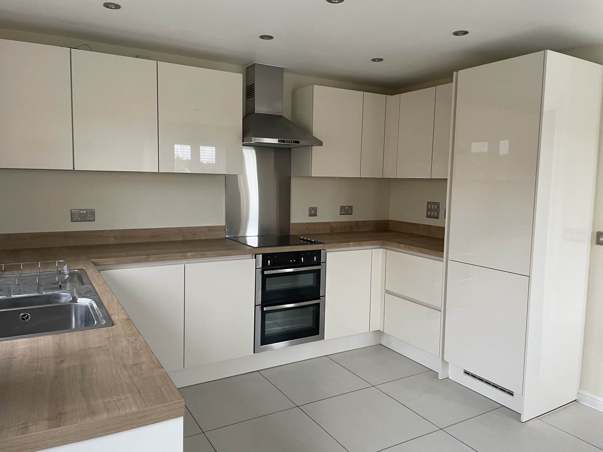 Additional Property Image 3 bedroom Semi Detached to rent in Witney 3