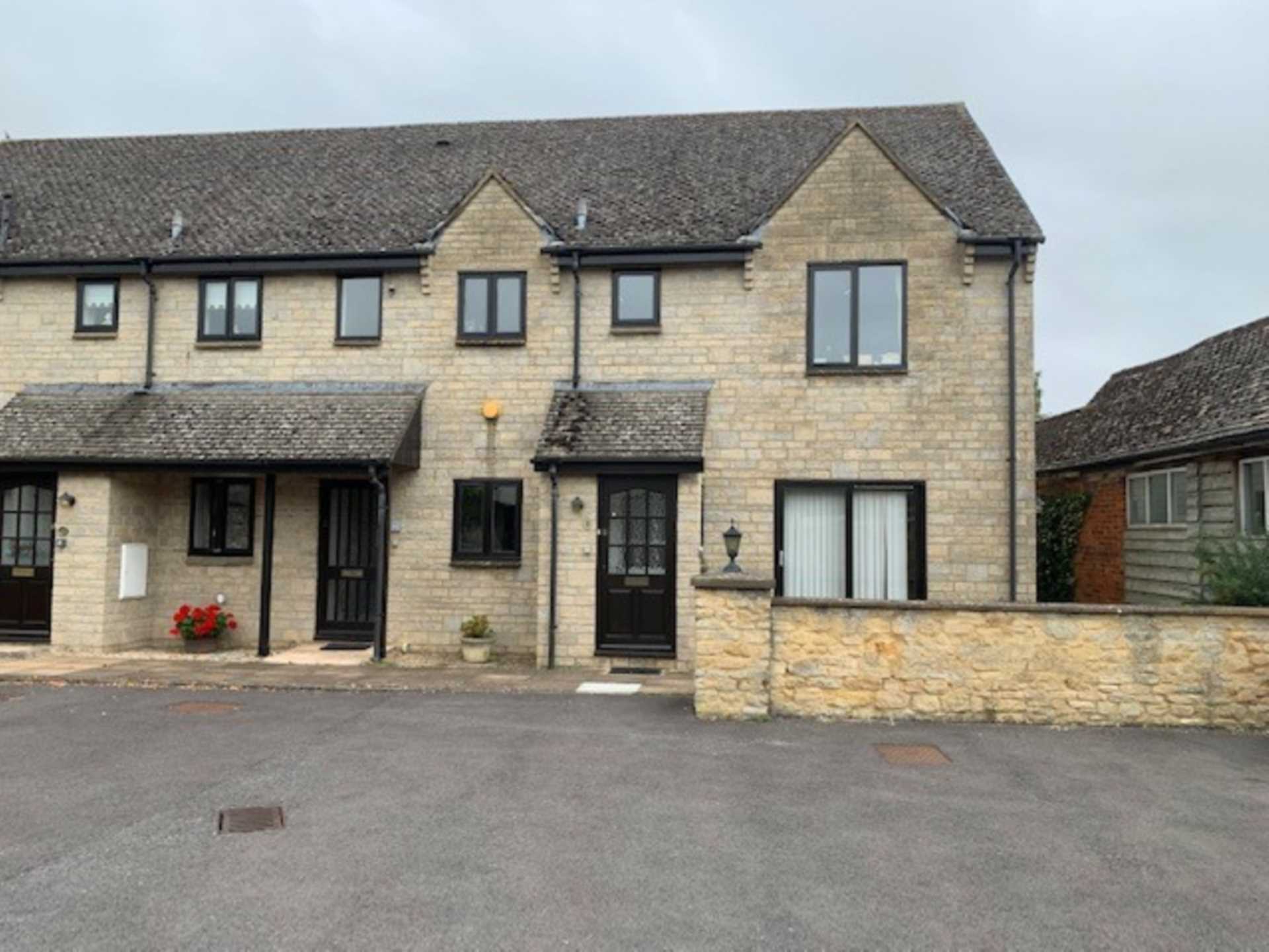 2 bedroom Flat to rent in Witney
