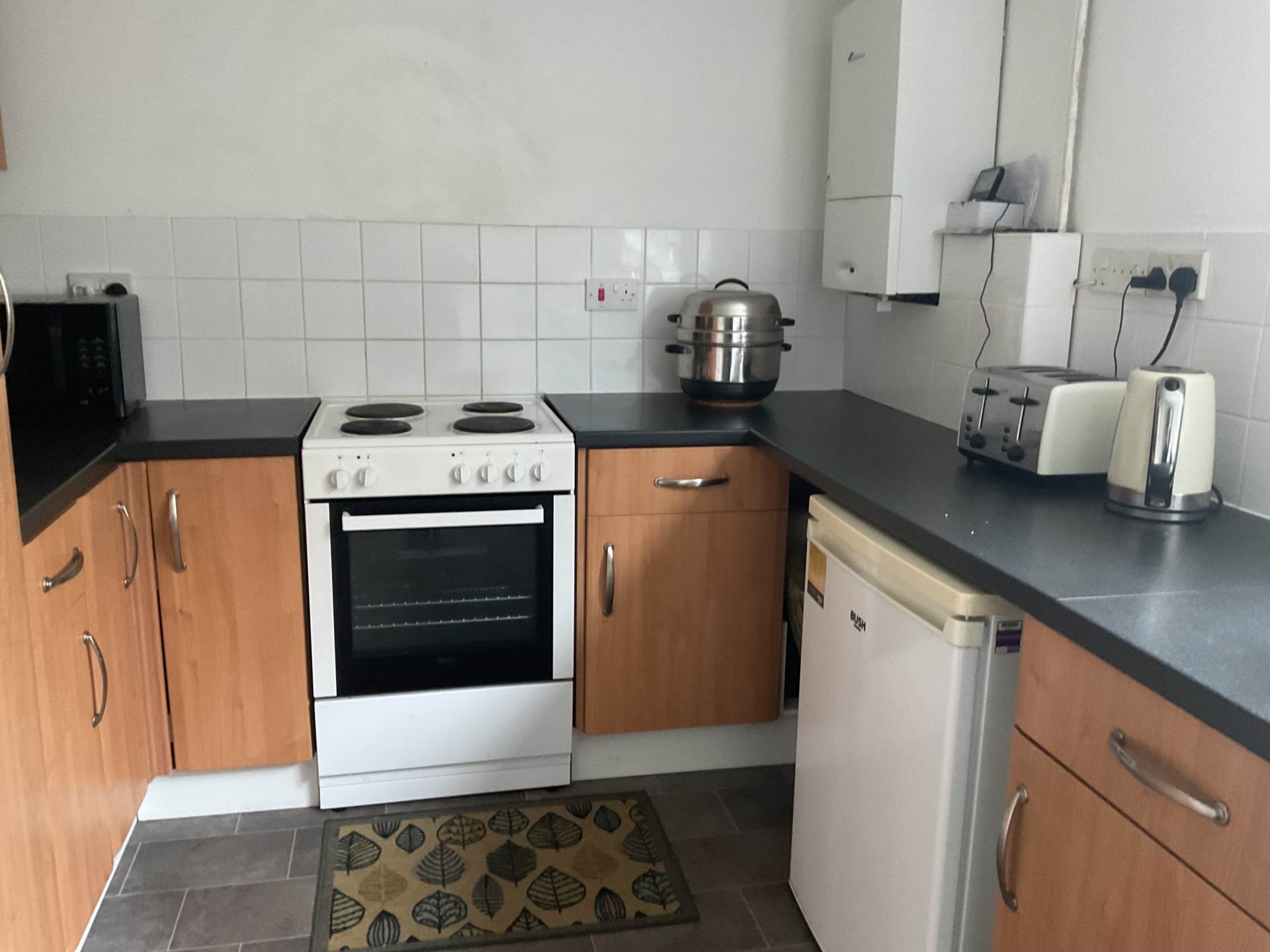 Additional Property Image 3 bedroom Semi Detached to rent in Carterton 4